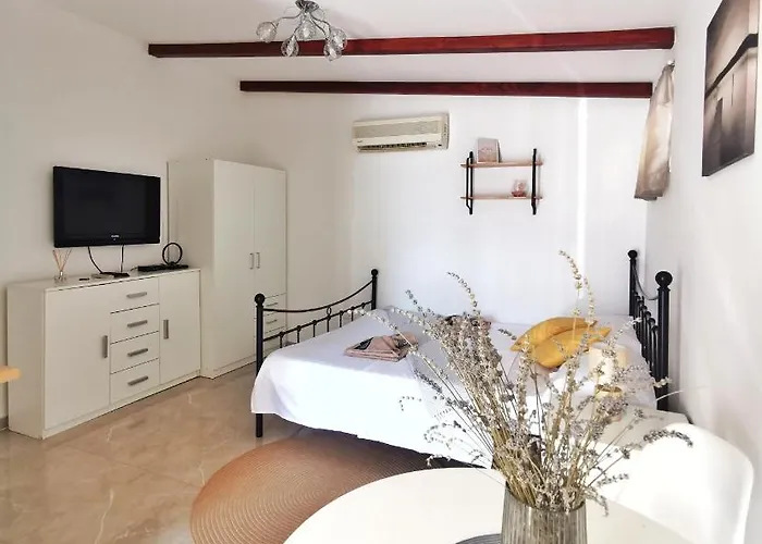 Appartement With Character Pula